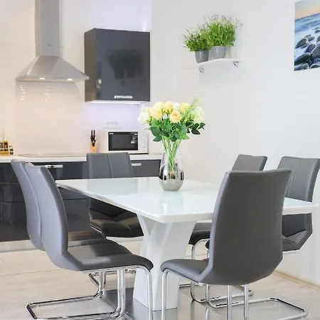 Deluxe Look 公寓 扎达尔