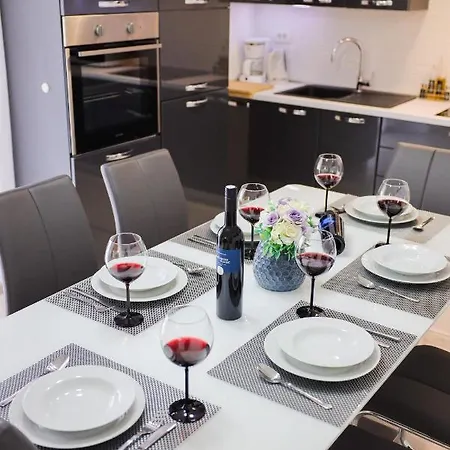 Deluxe Look Apartman Zadar