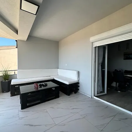 Deluxe Look * 扎达尔