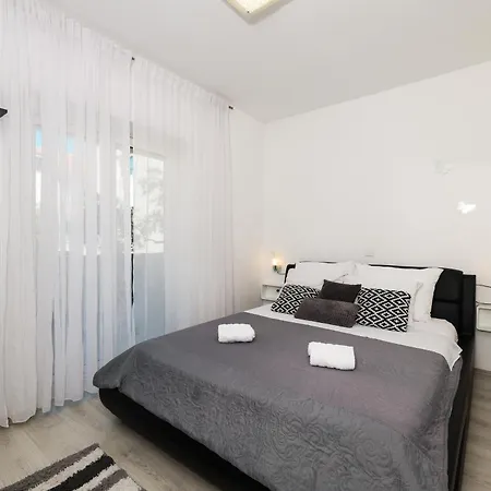 Deluxe Look Appartement Zadar