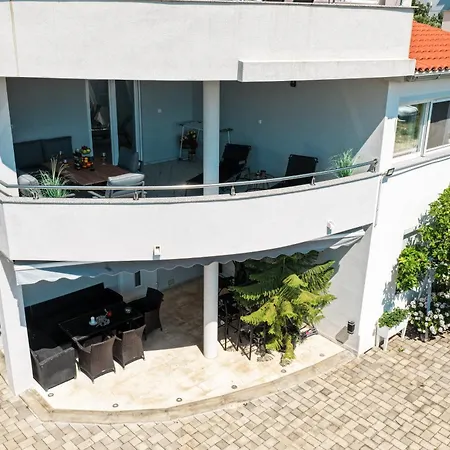 Appartement Deluxe Look *