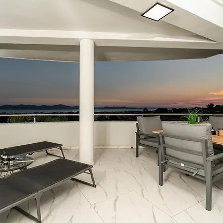 Deluxe Look Appartement Zadar